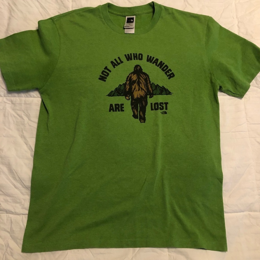 The North Face T shirt Squatch Not All Who Wander… Medium